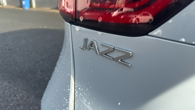 Honda Jazz 1.5 i-MMD Hybrid Advance 5dr eCVT Hybrid Hatchback